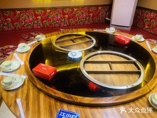 大铁锅炖菜，小时候的味道 