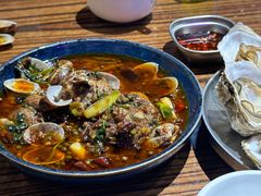 -蚝堡海鲜·威海菜·海肠捞饭·烧烤·亚洲吃蚝公司(幸福门店)