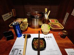 -独食火锅·半米屋台(直营总店)