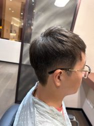-悦Salon发型设计