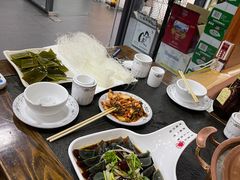 -朴小妹人参鸡汤火锅(长白山万达店)