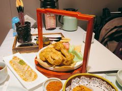 -江城小馆陕南妈妈菜·全球旅行餐厅(钟楼店)