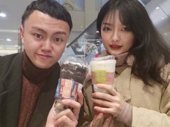 -奈雪的茶(亨特国际广场店)