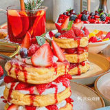快乐有很多种！比如在泥靴遇上新年草莓季🍓