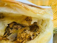 经典腊汁肉夹馍-陕味食族油泼面·小炒盖码面(双榆树店)