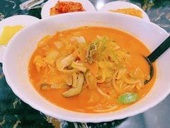 辣海鲜面-桃园中华料理炸酱面(燕儿岛路店)