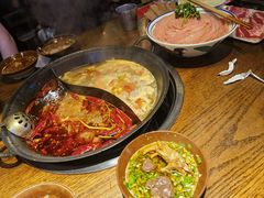 -萍姐火锅·公路夜市(武汉首店)