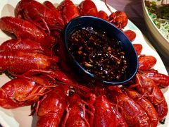 -巴厘龙虾·榜首油焖大虾(音乐学院·沿江酒馆店)