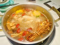 -威邵鸡煲(西华路总店)