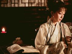 -九月鹰飞汉服摄影工作室