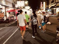 -六合夜市