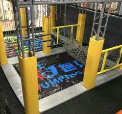 -蹦贝运动中心·蹦床·攀岩·闯关(龙岗店)