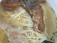 -百年老字号·观振兴蟹黄面·三虾面·苏式面(观前街富仁坊巷店)