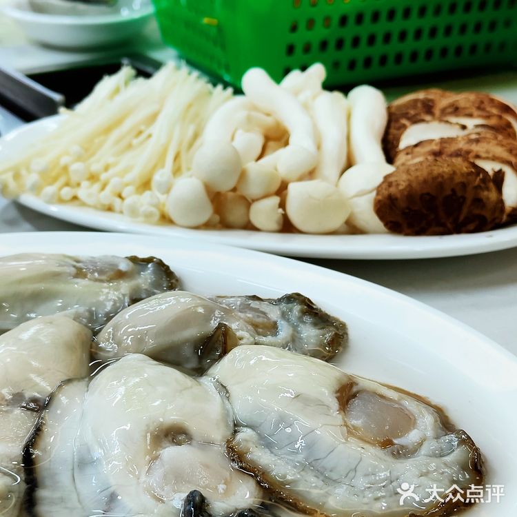 拱北 | 珠海吃蚝新店，下了轻轨就能吃到‼️