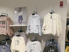 -H&M(天一广场店)