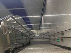 -红土地(地铁站)