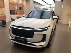-理想汽车(世纪汇店)