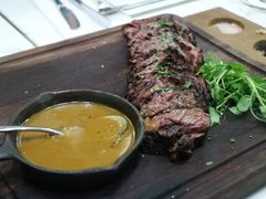 -La Mer Restaurant & Lounge