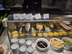 刺身-威珀斯酒店·珀萃美食餐厅 | 海鲜刺身·现烤生蚝·特色烤肉