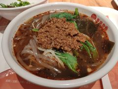 肉酱酸辣粉-食悦天美食广场(沈阳青年大街万象城店)