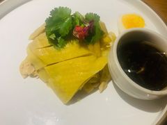 白切鸡-吴越荣记苏州菜·松鼠桂鱼100%活鱼现做(斜塘老街店)