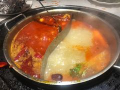 -二荆条·蜀鲜汇城市森林火锅