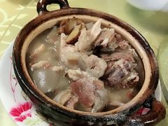 -卿园芳远·正宗石鼓白鸭汤