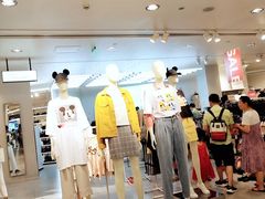 -H&M(天一广场店)