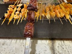 -破瓦寒窑·地摊烤羊排