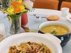 -阿瓦山寨·湘菜现炒·剁椒鱼头王(咸阳总店)