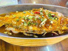 -缘来聚·徽菜名店(黄山宏村店)
