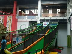 -蒙特利亲子乐园