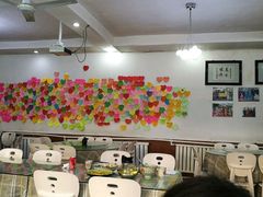 大堂-天天向上素食餐厅(五台山店)