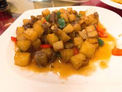 土豆烧牛肉-长城东北菜(新港西路店)
