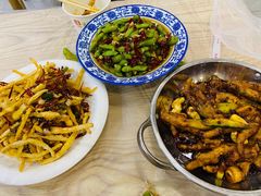 -江城燕子大排档(江汉路步行街店)