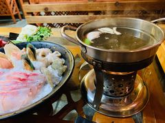 菌汤小火锅-丽江庭院之爱在路上(西单店)