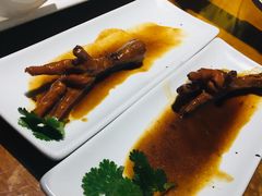 -95号酱骨·一块豆腐(展春园西路店)