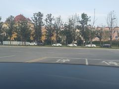 -首创奥特莱斯(西安店)
