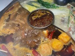 -佰人王串串香火锅(洋珠巷店)