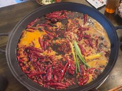 -黄潇洒老火锅(九眼桥宏济巷店)
