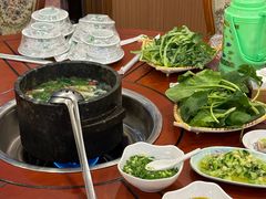 -鲁朗纳麦石锅鸡庄园