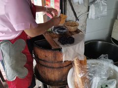 -云南大锅豆浆店