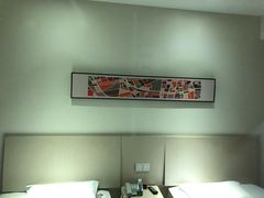 -豪泰168酒店(无锡上马墩靖海地铁站店)