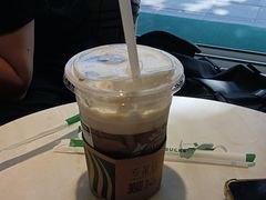 -星巴克(武康路店)