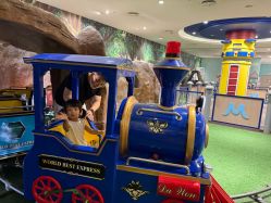 -meland亲子乐园·派对·研学(淄博万象汇店)