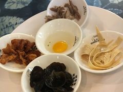 -桥香园云南过桥米线(金马碧鸡店)