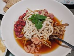 淮扬烫干丝-小厨娘绣中淮扬(大行宫科巷店)