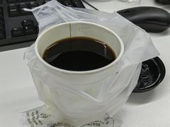 美式经典咖啡-麦当劳(中山公园龙之梦店)