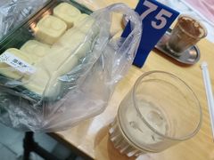 -无牌咖啡&酒馆