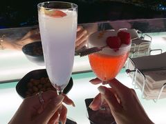 -OZONE 顶楼酒吧(香港丽思卡尔顿酒店)
